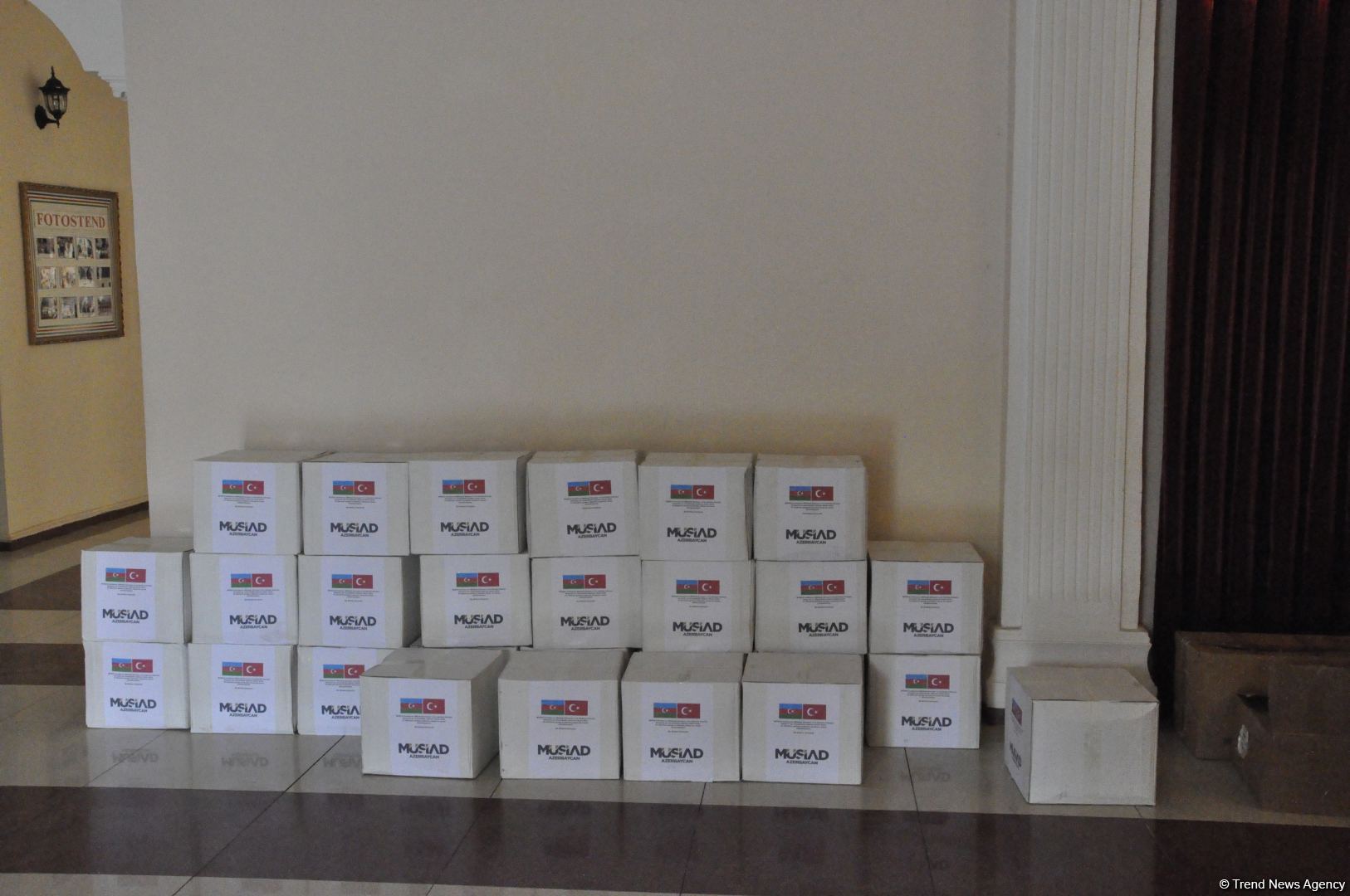 По инициативе депутата Севиль Микаиловой оказана продовольственная помощь семьям шехидов и малообеспеченным семьям в Худате (ФОТО)
