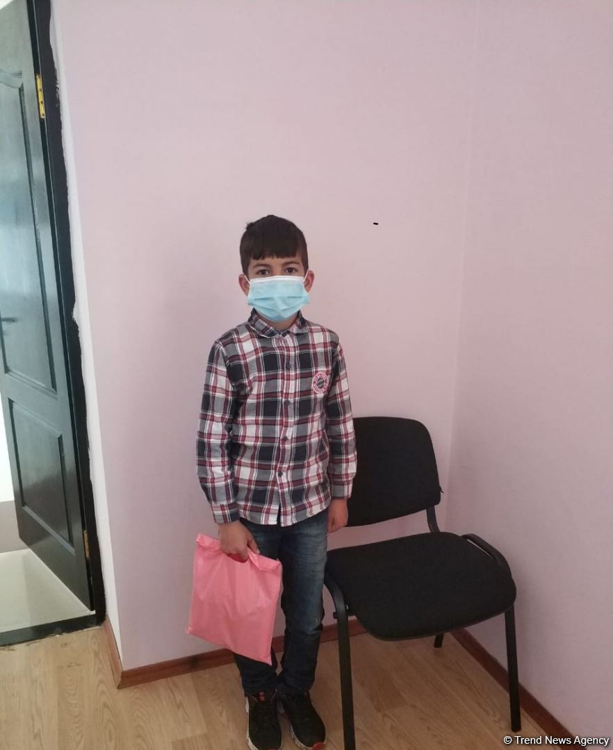 По инициативе депутата Севиль Микаиловой оказана продовольственная помощь семьям шехидов и малообеспеченным семьям в Худате (ФОТО)