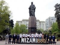 Пешком по Баку – по улице Низами, к музею Низами, памятнику Низами,  киноцентру "Низами", метро "Низами"…  (ФОТО)