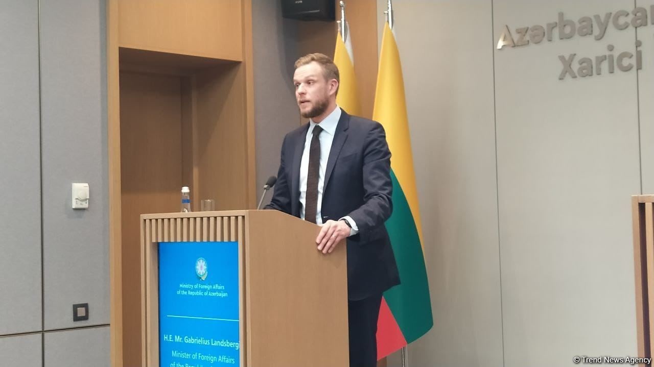 ЕС ценит роль Азербайджана в диверсификации поставок энергоносителей в Европу - министр