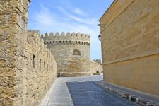 Майское путешествие по Ичери шехер (ФОТО)