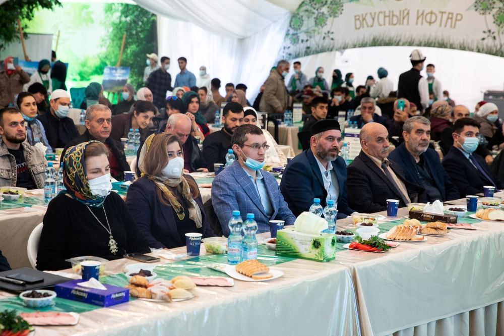 По инициативе вице-президента Фонда Гейдара Алиева Лейлы Алиевой в Москве дан ифтар (ФОТО)