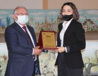 В Университете «Одлар юрду» представлена выставка проекта Mən Qarabağam (ФОТО)