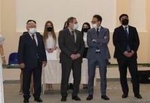 В Университете «Одлар юрду» представлена выставка проекта Mən Qarabağam (ФОТО)