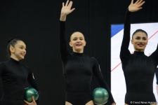 На Национальной арене гимнастики проходят выступления групповых команд в рамках Кубка мира в Баку (ФОТО)