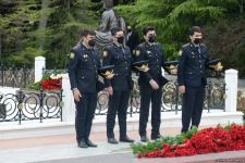 Представители общественности страны чтят светлую память великого лидера Гейдара Алиева (ФОТО)