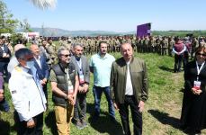 Президент Ильхам Алиев и Первая леди Мехрибан Алиева приняли участие в открытии фестиваля «Харыбюльбюль» в Шуше (ФОТО)
