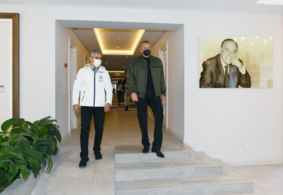 Президент Ильхам Алиев и Первая леди Мехрибан Алиева приняли участие в открытии после реконструкции отеля "Хары Бюльбюль" в Шуше (ФОТО)