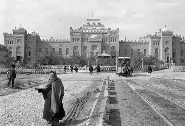 Баку – впервые на пленке. Презентация фильма и уникальные фото Поля Надара (ФОТО)