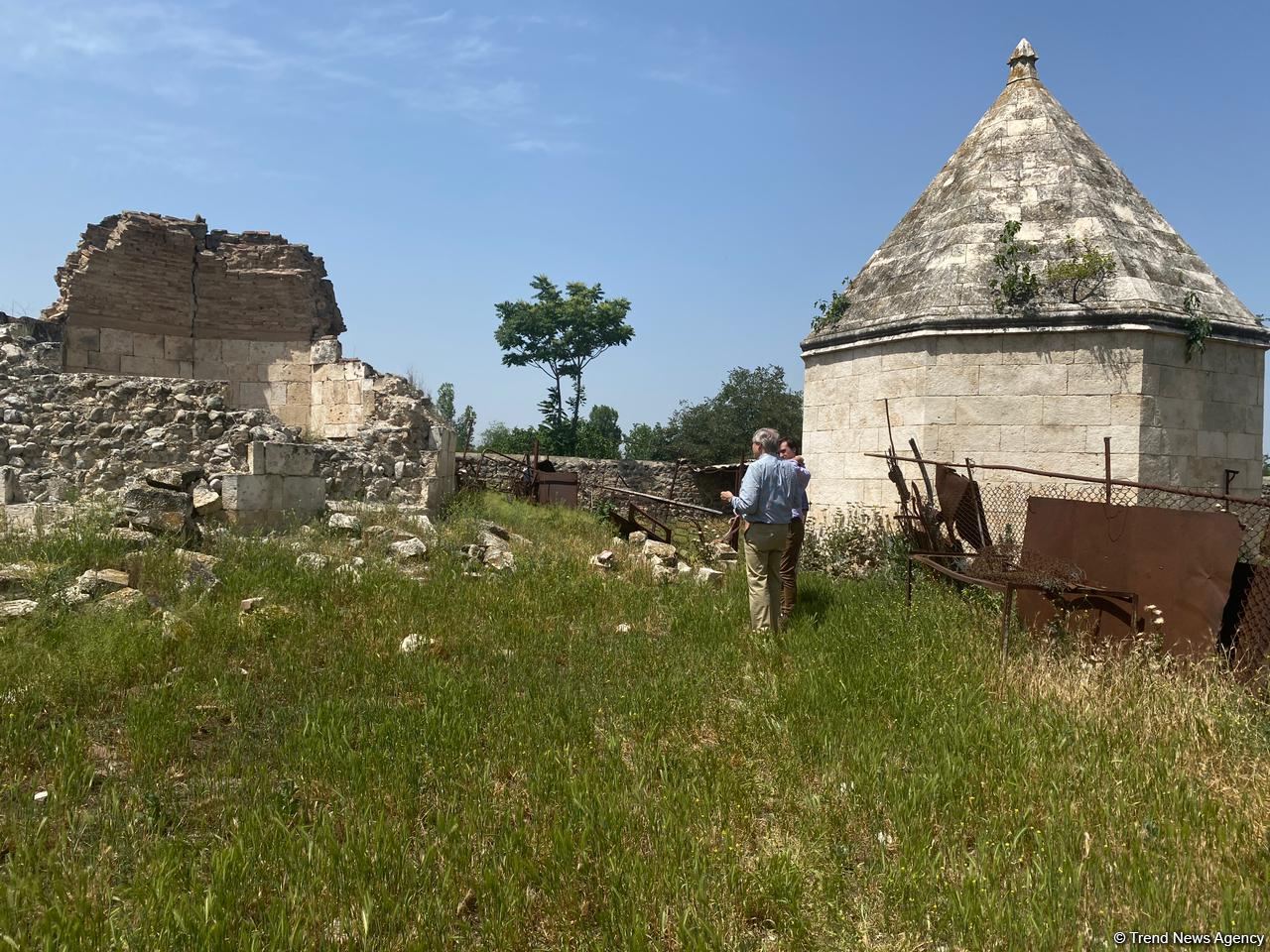 Делегация американского Caspian Policy Center ознакомилась с последствиями армянского вандализма в Агдаме (ФОТО/ВИДЕО)