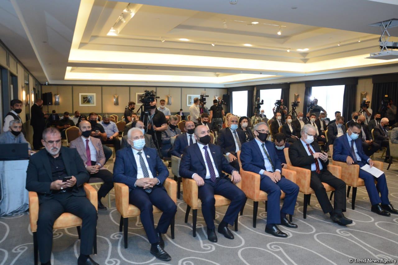 В Баку прошла презентация совместного проекта АМИ Trend и турецкой Albayrak Media Group (ФОТО)