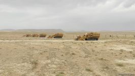 Минобороны Азербайджана проводит учебные курсы для ознакомления с поступившей на вооружение новой инженерной техникой (ФОТО)