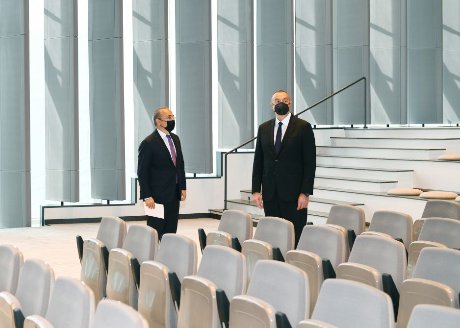 President Ilham Aliyev inaugurated new building of Ministry of Economy (PHOTO)