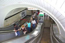 Бакинцы очарованы музеем под землей! На станции метро "Низами" открылась  экспозиция в честь Года Низами Гянджеви (ФОТО)