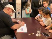 Baku Book Center и Бахрам Багирзаде провели праздник книги для детей из семей шехидов (ФОТО)