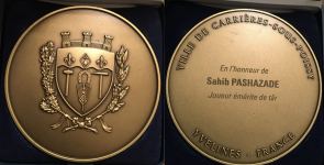 Впервые азербайджанский музыкант удостоен именной медали французского города  Карьер-су-Пуасси  (ВИДЕО, ФОТО)