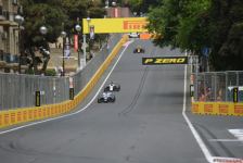 В Баку стартовали свободные заезды FIA F2 Гран-при Азербайджана (ФОТО)