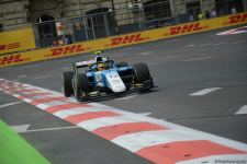 В Баку стартовали свободные заезды FIA F2 Гран-при Азербайджана (ФОТО)
