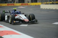 В Баку стартовали свободные заезды FIA F2 Гран-при Азербайджана (ФОТО)