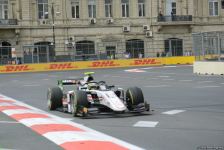 В Баку стартовали свободные заезды FIA F2 Гран-при Азербайджана (ФОТО)