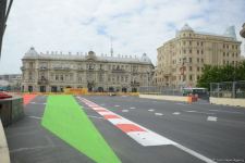 В Баку стартовали свободные заезды FIA F2 Гран-при Азербайджана (ФОТО)