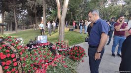В Баку чтят память журналистов, погибших в результате подрыва на мине в Кельбаджаре (ФОТО)