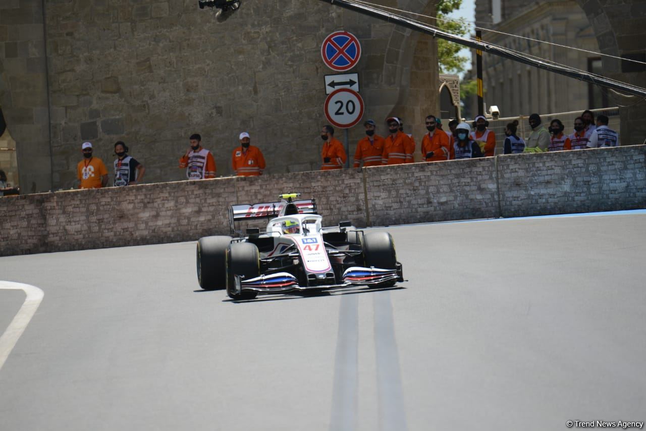 Practice Sessions of F1 Azerbaijan Grand Prix kick off in Baku (PHOTO)