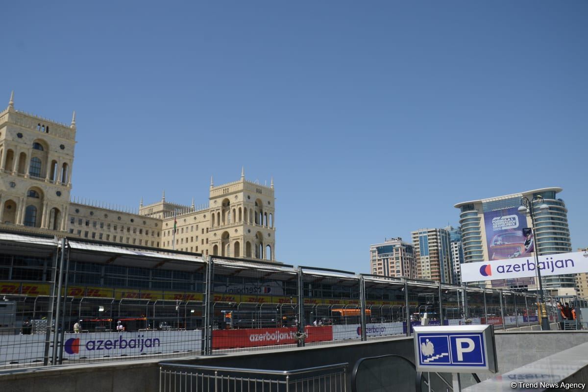 Second Practice Session of Formula 1 in Baku to begin soon (PHOTO)