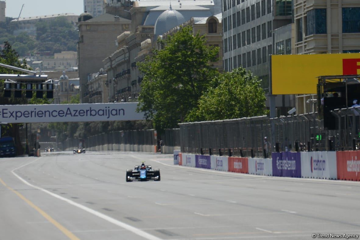 Second Practice Session of Formula 1 in Baku to begin soon (PHOTO)