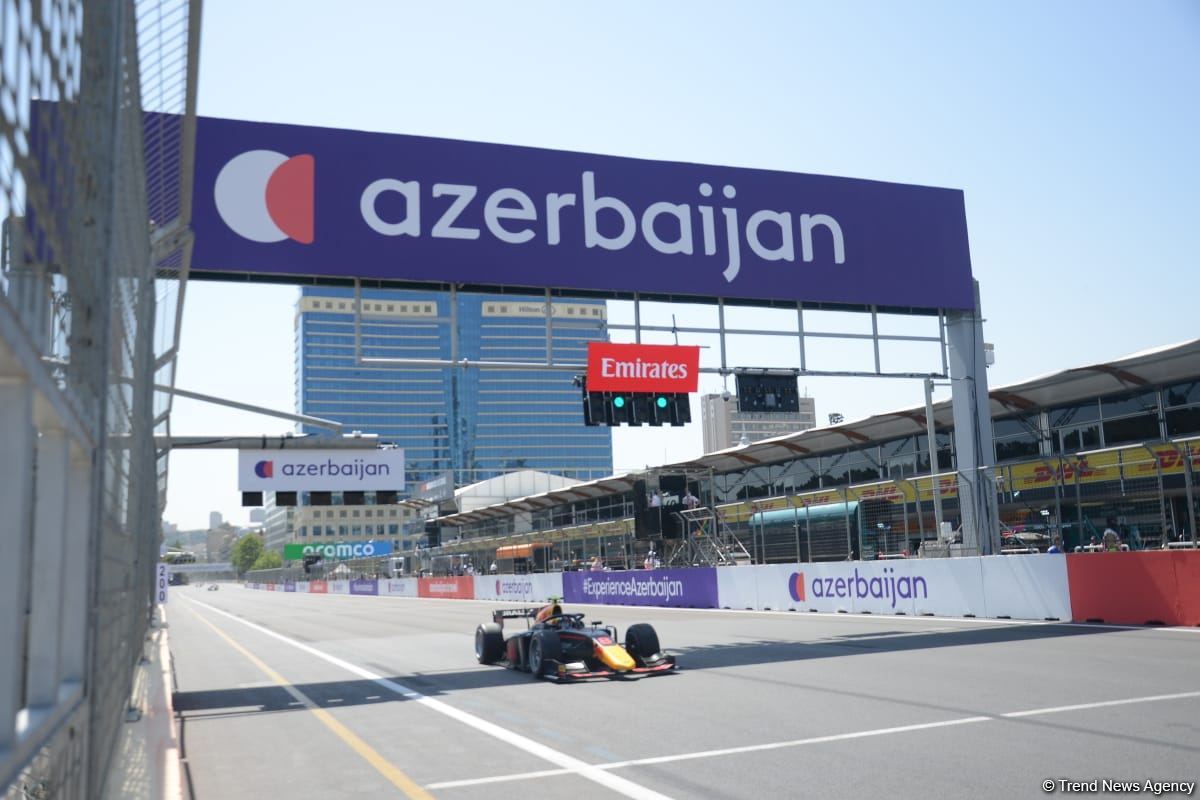 Second Practice Session of Formula 1 in Baku to begin soon (PHOTO)