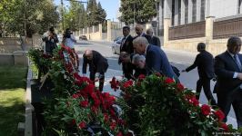 Общественность чтит память журналистов, погибших в результате подрыва на мине в Кельбаджаре (ФОТО/ВИДЕО)