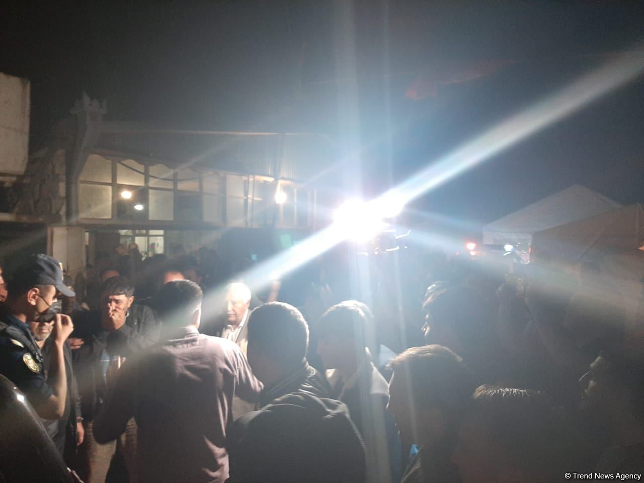 Тела журналистов, подорвавшихся на мине в Кельбаджаре, доставлены в Баку (ФОТО)