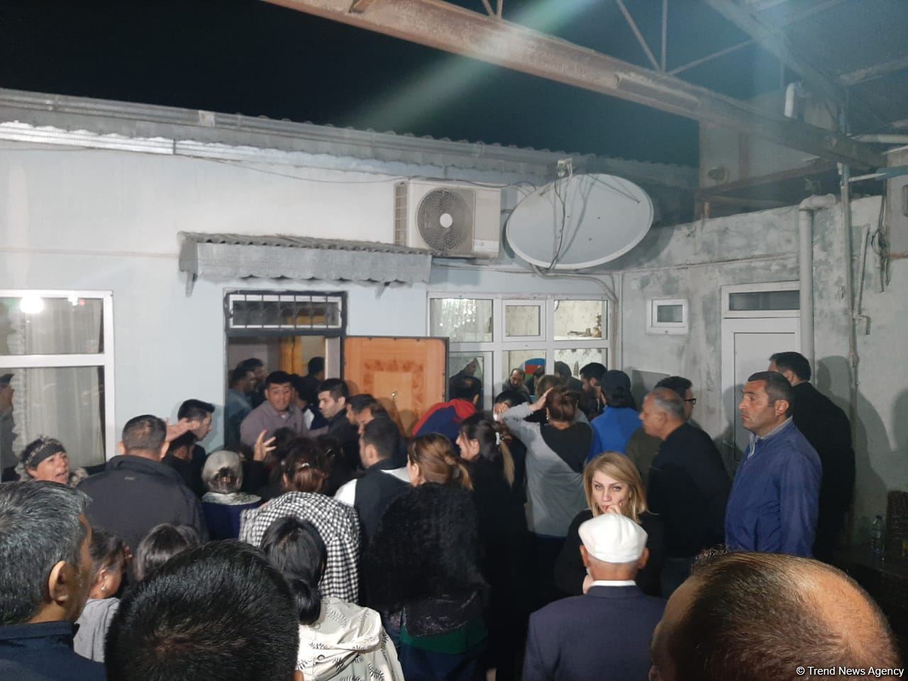 Тела журналистов, подорвавшихся на мине в Кельбаджаре, доставлены в Баку (ФОТО)