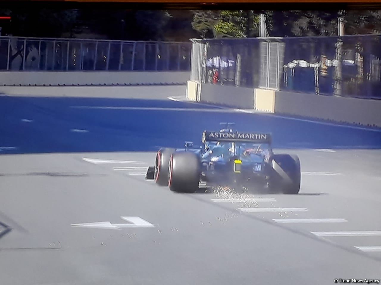 F-1 Qualifying Session of Azerbaijan Grand Prix records first crash (PHOTO)