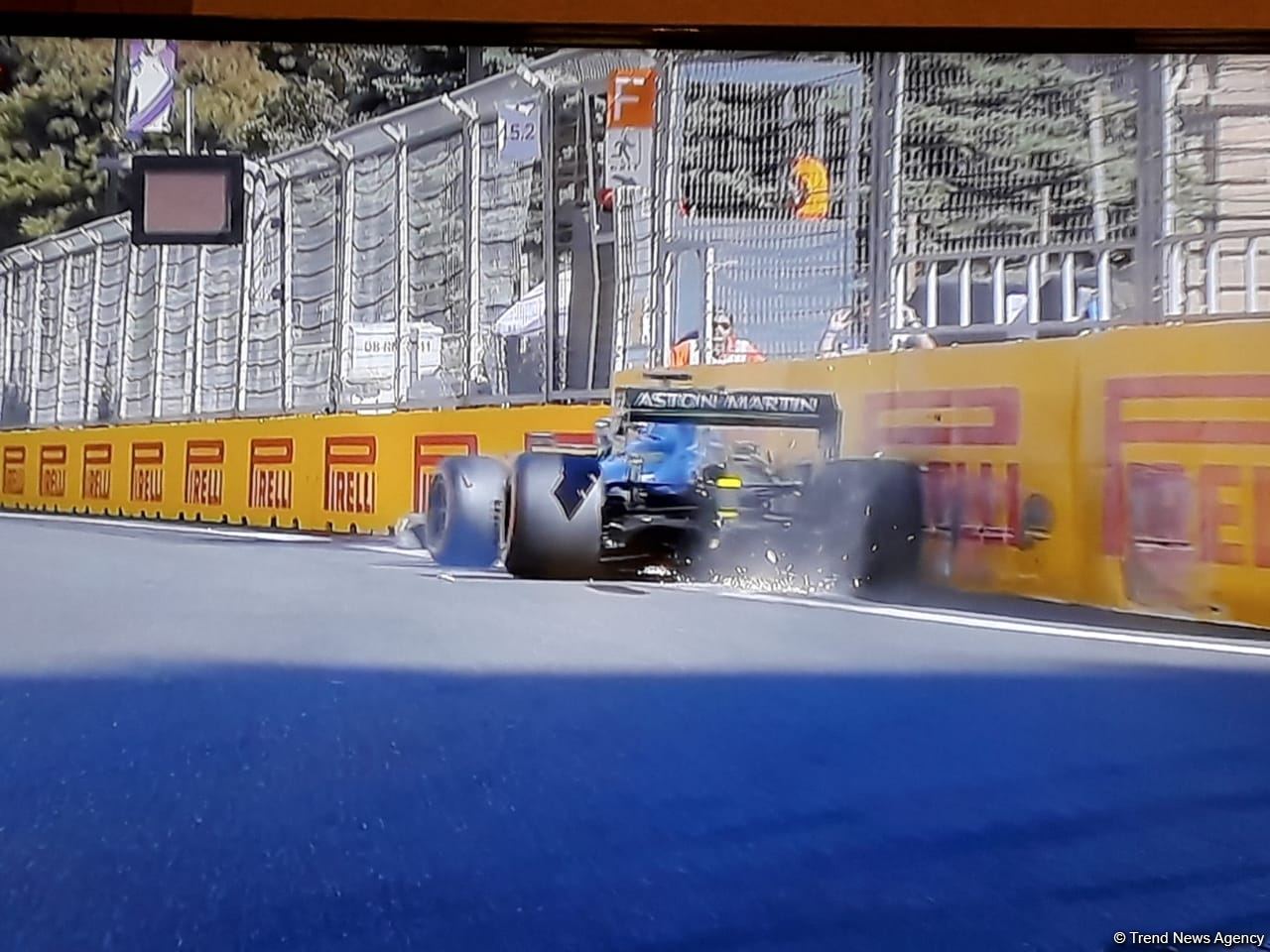 F-1 Qualifying Session of Azerbaijan Grand Prix records first crash (PHOTO)