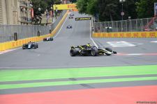 F2 Sprint Race 3 starts in Baku (PHOTO)