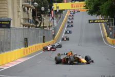 F2 Sprint Race 3 starts in Baku (PHOTO)