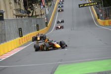 F2 Sprint Race 3 starts in Baku (PHOTO)
