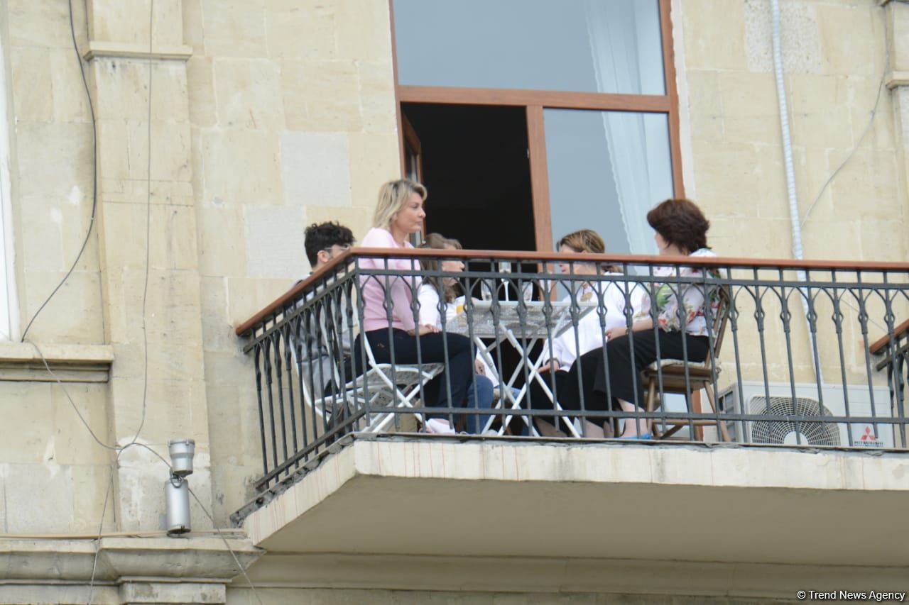 F2 Sprint Race 3 starts in Baku (PHOTO)