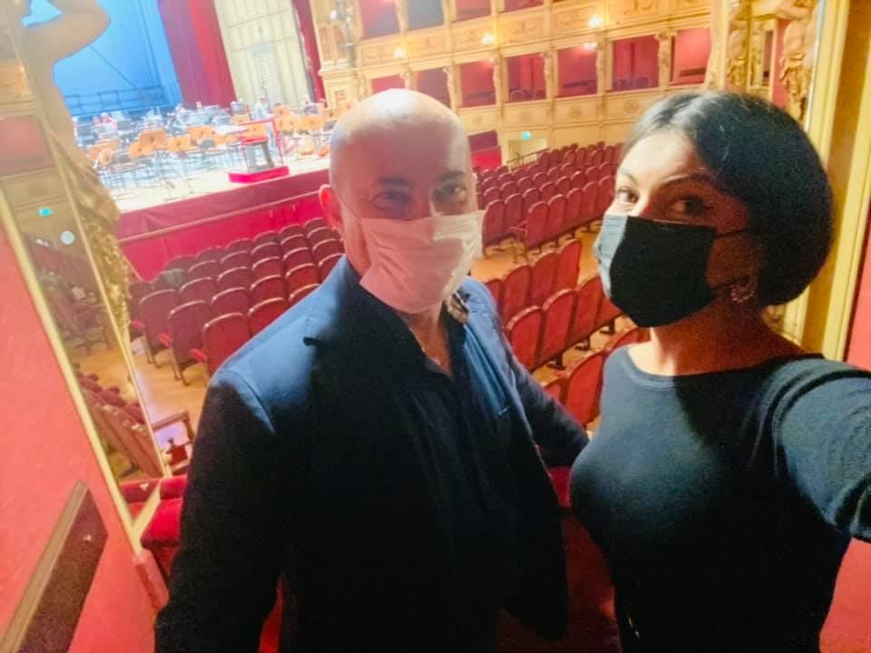 Итальянцы выбрали азербайджанскую певицу для создания образа Аниуски (ФОТО)
