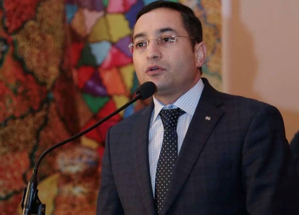 Как эффективно использовать потенциал азербайджанских художников