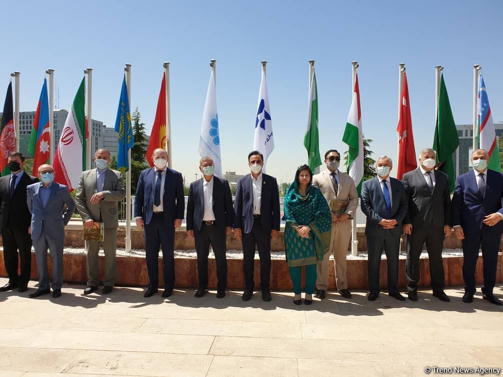 Iranian company signs MoU with ECO to renovate Abbas Abad region (PHOTO)
