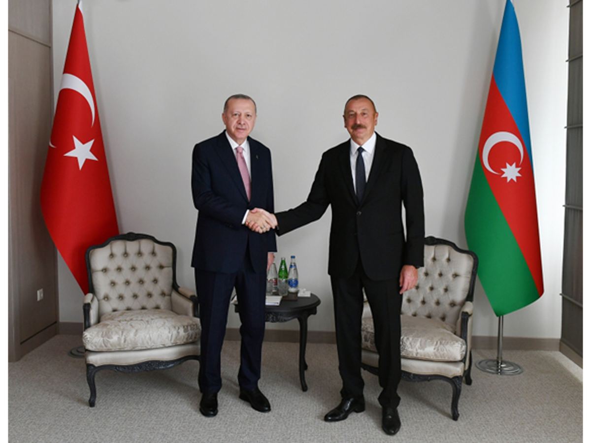 Состоялась встреча Президентов Азербайджана и Турции один на один (ФОТО/ВИДЕО)