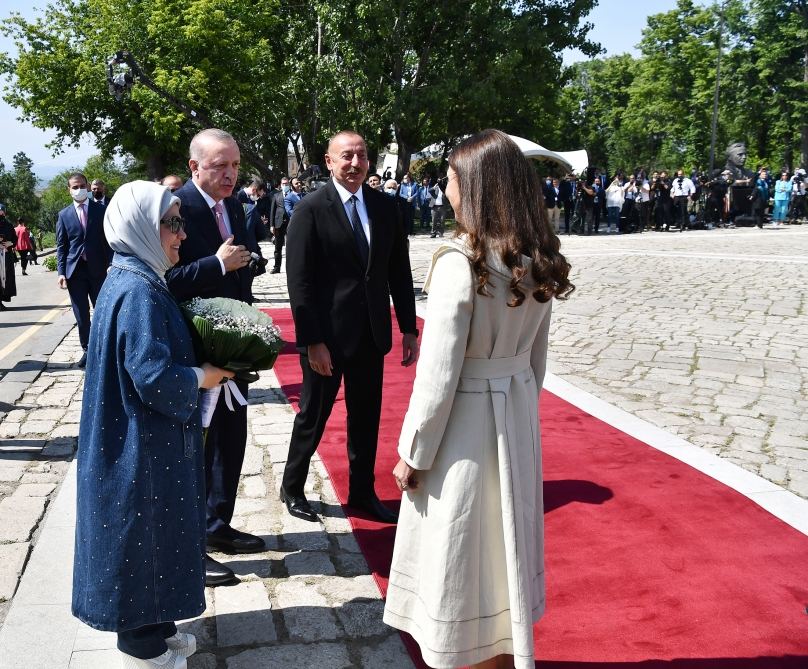 В Шуше прошла церемония официальной встречи Президента Турции Реджепа Тайипа Эрдогана - ИСТОРИЧЕСКОЕ СОБЫТИЕ (ФОТО/ВИДЕО)