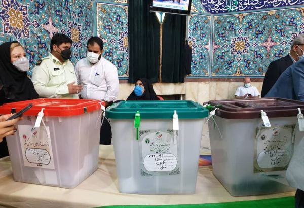 Iran's current president, presidential candidates cast votes in presidential election (PHOTO)