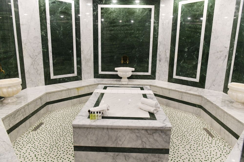 Azerbaijani president, first lady attend inauguration of InterContinental Baku hotel (PHOTO)