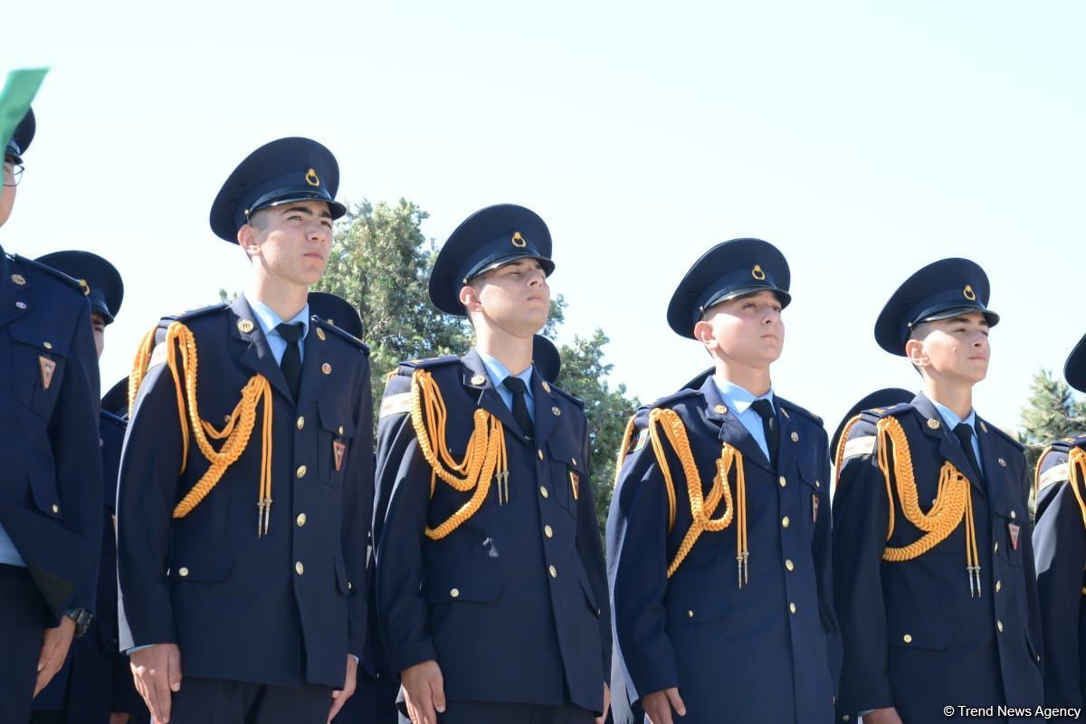 Начальник Военного лицея им. Нахчыванского обратился к курсантам первого после Отечественной войны выпуска (ФОТО/ВИДЕО)