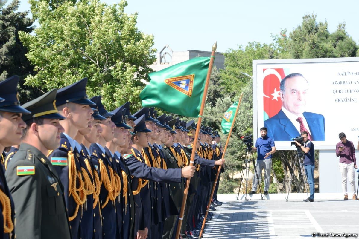 Начальник Военного лицея им. Нахчыванского обратился к курсантам первого после Отечественной войны выпуска (ФОТО/ВИДЕО)