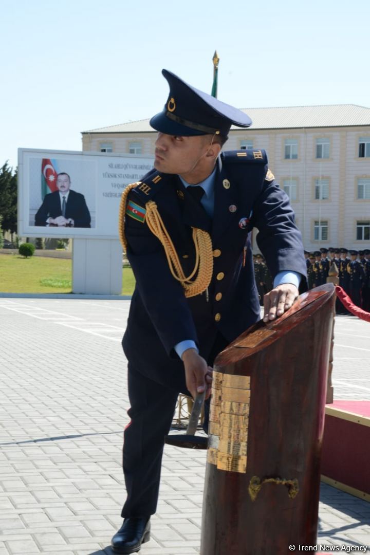 Начальник Военного лицея им. Нахчыванского обратился к курсантам первого после Отечественной войны выпуска (ФОТО/ВИДЕО)