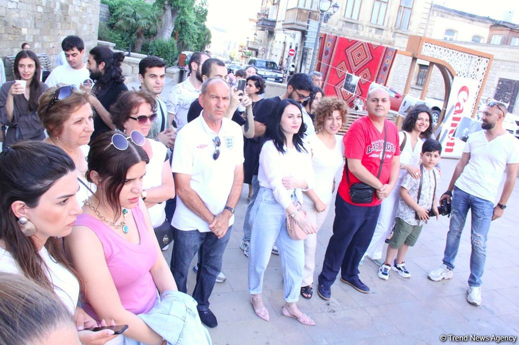 Бакинские мяхялля – самая добрая атмосфера в рамках Baku Street Photo Festival (ФОТО)